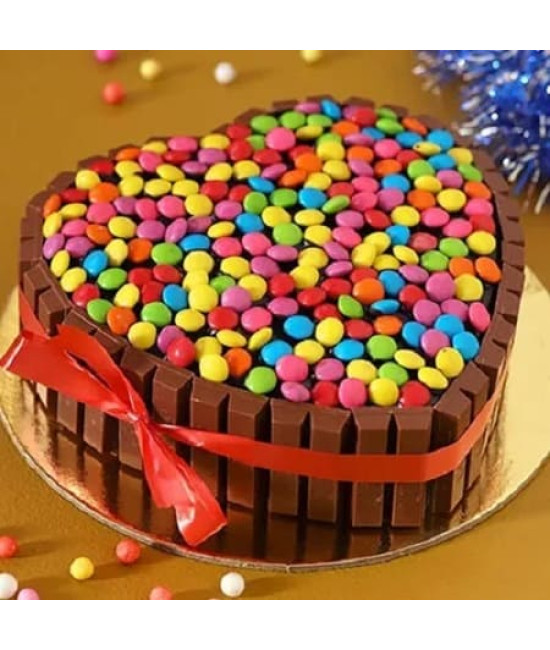1 Kg Hearty KitKat Gems Cake