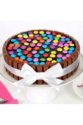 Chocolate Cake For KitKat N Gems
