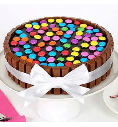 Chocolate Cake For KitKat N Gems