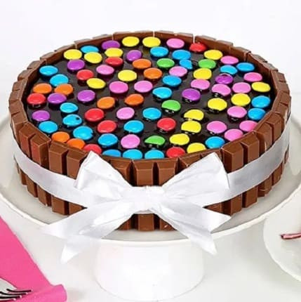 Chocolate Cake For KitKat N Gems