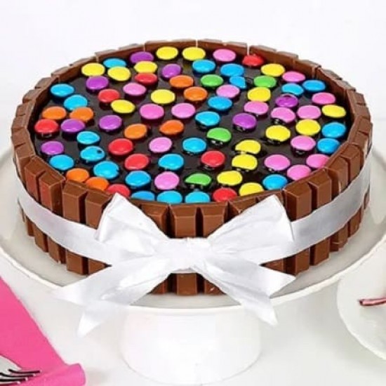 Chocolate Cake For KitKat N Gems