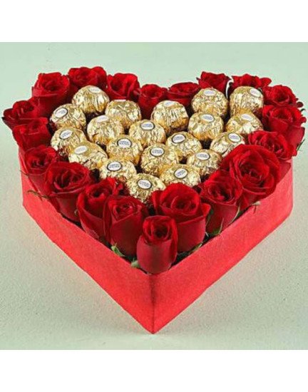 Rocher n Roses Heart Bouquet