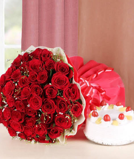 50 Red Rose N Pineapple Treat 50 Red Rose N Pineapple Treat