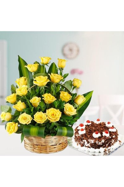 Yellow Roses Basket N Cake