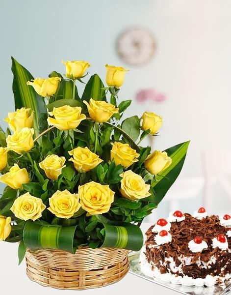 Yellow Roses Basket N Cake