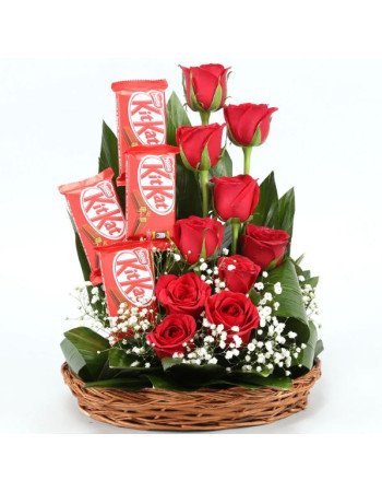 Kitkat n  Red Roses Basket