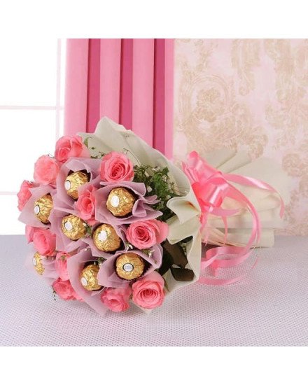 Baby Pink Roses n Ferrero Rocher Bouquet
