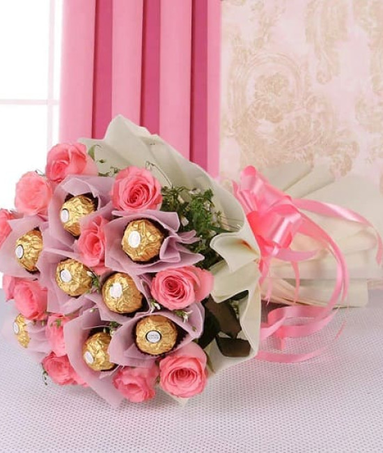 Baby Pink Roses n Ferrero Rocher Bouquet