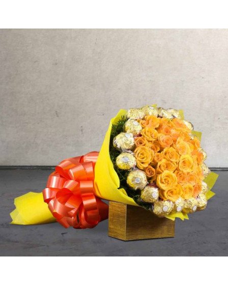Yellow Roses n Ferrero Rocher Combo