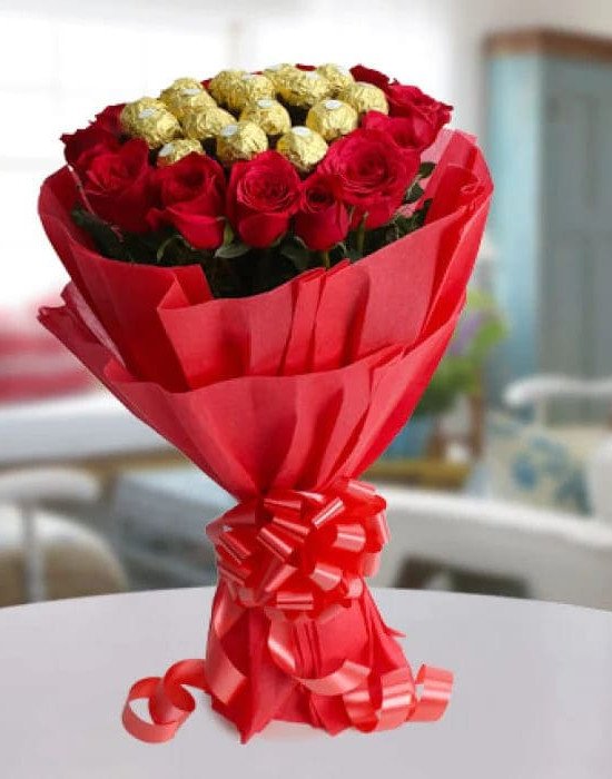Red Roses n Ferrero Rocher Bouquet