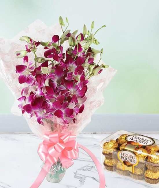 Purple Orchids n Rocher 
