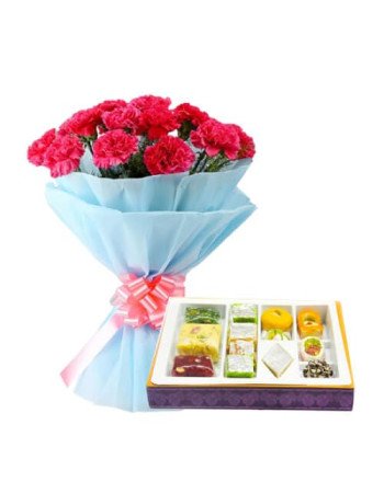 10 Pink Carnations Bunch n 1/2 Kg Mixed Sweets