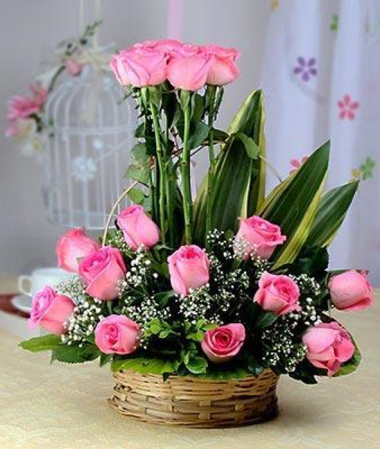 Anonymous Love - 20 Roses In Basket Anonymous Love - 20 Roses In Basket