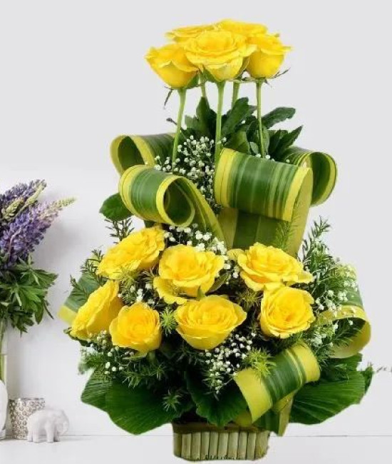 Mesmerizing Basket of Yellow Roses with Greens Mesmerizing Basket of Yellow Roses with Greens