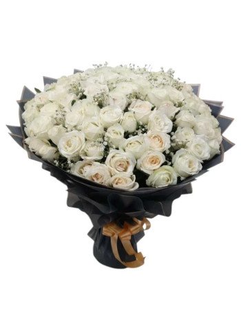 100 White Roses Grand Luxury Hand Bouquet
