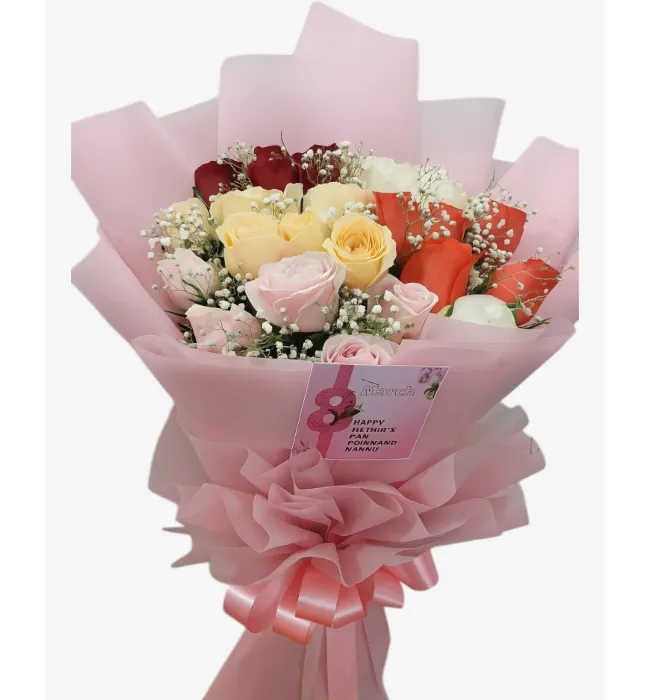 Rosy Elegance – 25 Roses Flat Hand Bunch