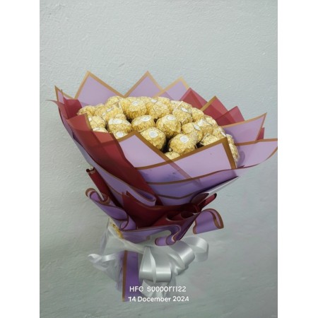 Golden Delight – 48 Ferrero Rocher Chocolate Bouquet