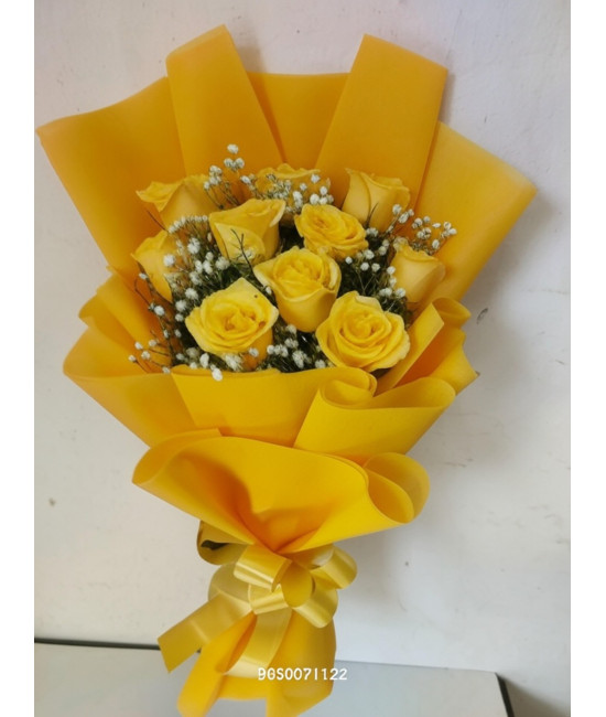 Sunshine Glow – 10 Yellow Roses Premium Bunch