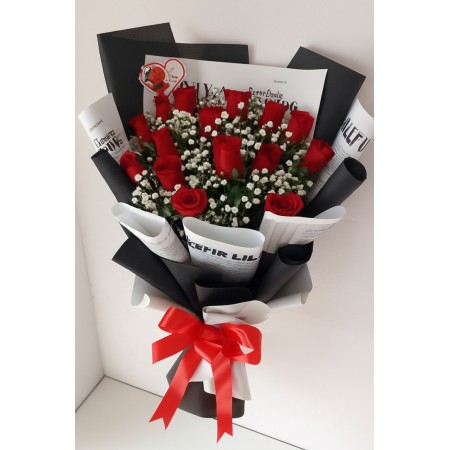 Scarlet Charm – 20 Red Roses Flat Bunch (Korean Wrap)