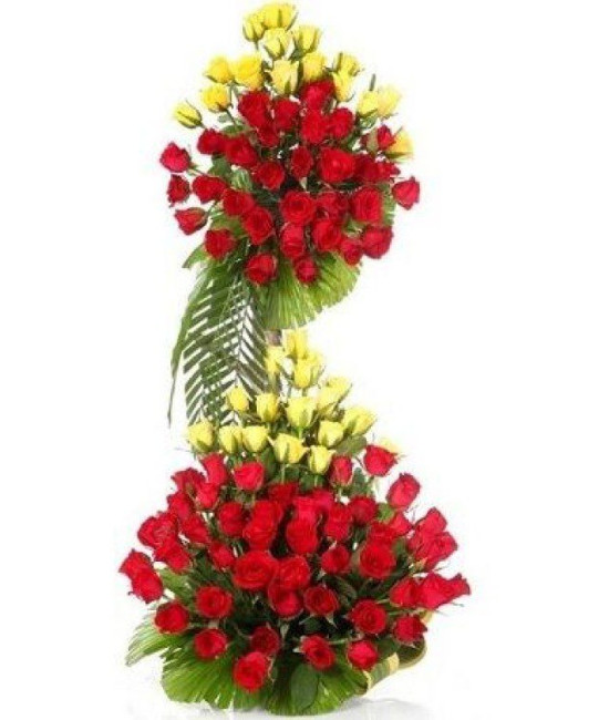 Two Step 80 Roses Arrangement Two Step 80 Roses Arrangement
