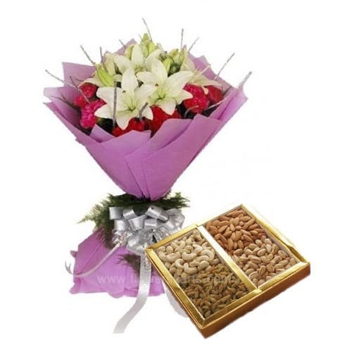 Flowers with dry fruits